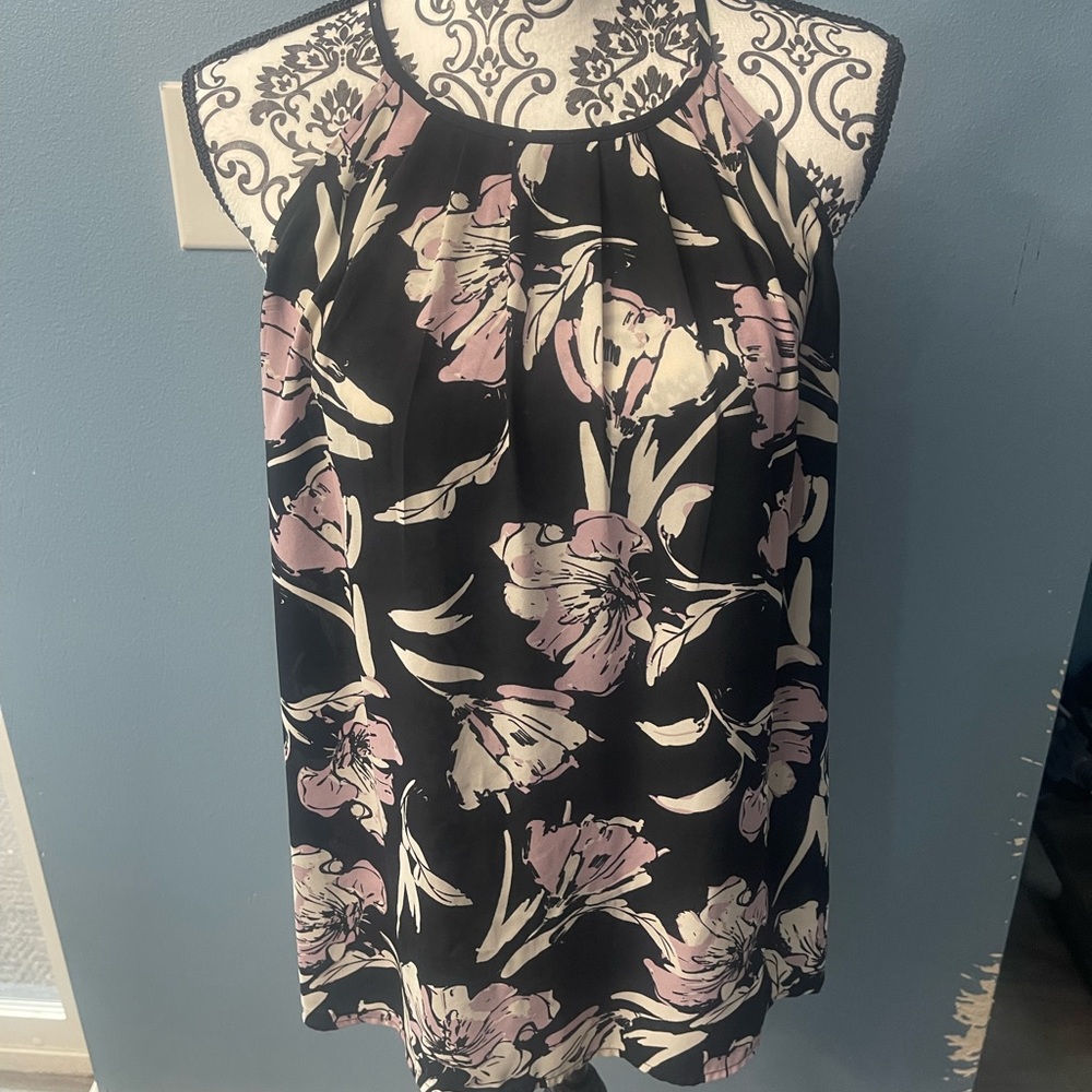 Banana republic tank top size medium